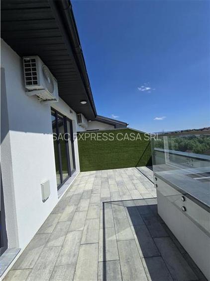 De inchiriat: Penthouse 4 camere 118 mp - etaj 3/3 | Terasa 19,2 mp. 3,8 km fata - 30