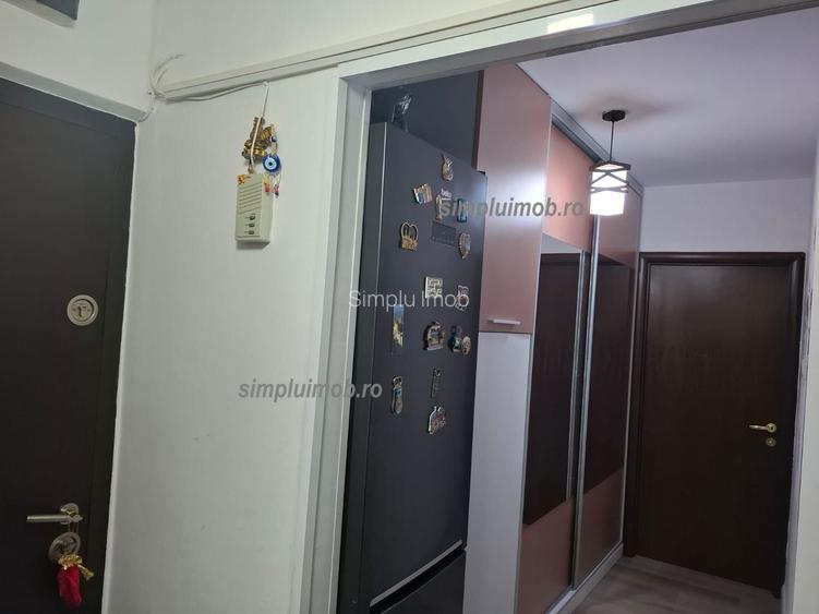 2 Camere Mobilat Modern Boxa Loc de Parcare Sector 4 - 11
