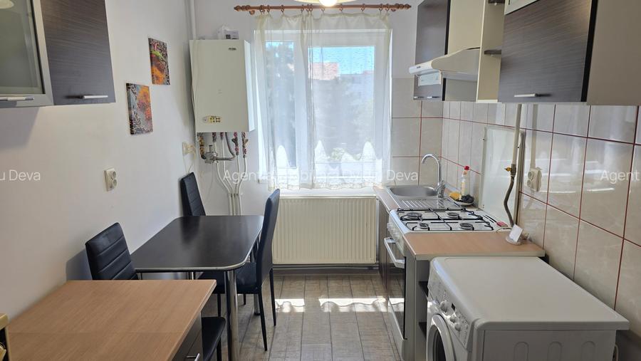 Inchiriez apartament 2 camere in Deva, etaj 3, zona Zamfirescu, - 5