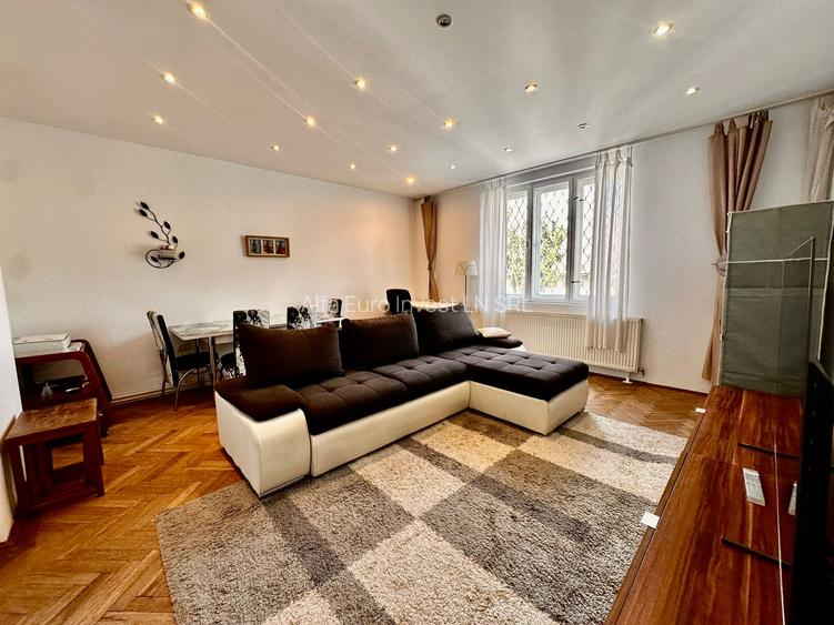 De inchiriat apartament la casa -Centru Istoric - 4