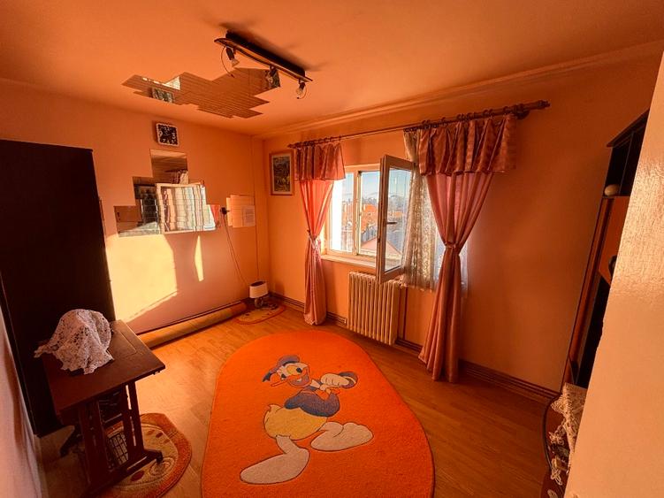 APARTAMENT CU 2 CAMERE, MOBILAT, GATA DE MUTAT - 2