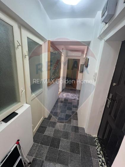 Apartament 2 camere str Miron Costinîn - 10