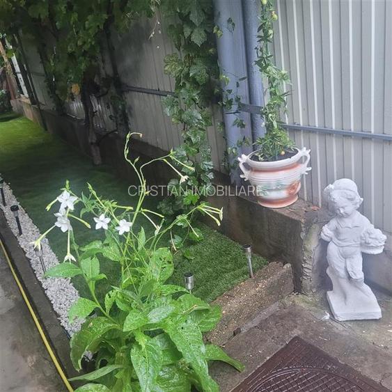 Casa 5 camere, suprafata teren 200 mp, zona Piata Saraca - 8