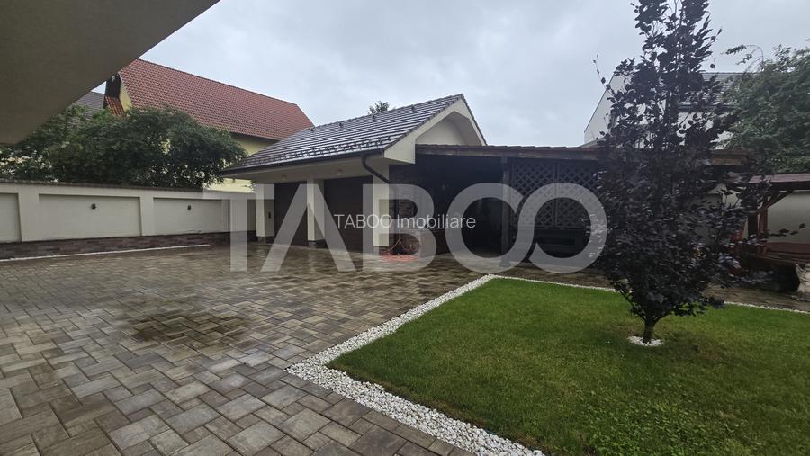 Casa individuala de vanzare 10 camere 691mp teren si garaj zona Lupeni - 3