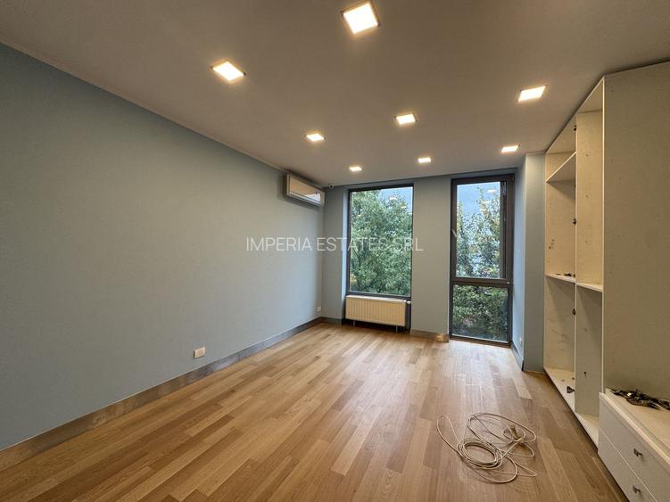 Apartament impresionant cu vedere catre lac, piscina comuna, finisaje premium - 14