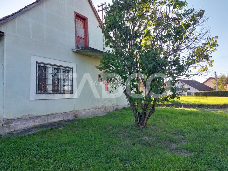 Teren intravilan 1298  mp PUZ toate utilitatile zona buna Cisnadie - 13