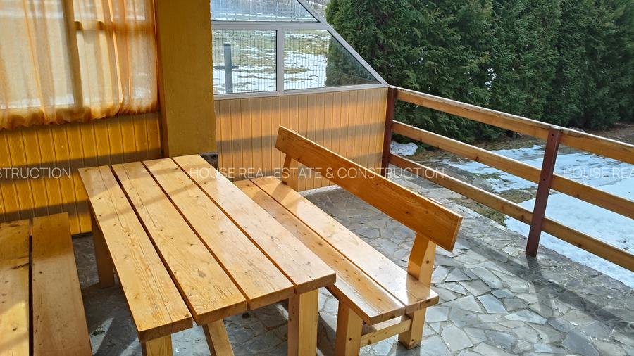 Casă spațioasă cu garaj și pivniță, terasa,gradina aproape de natură-Busteni - 7