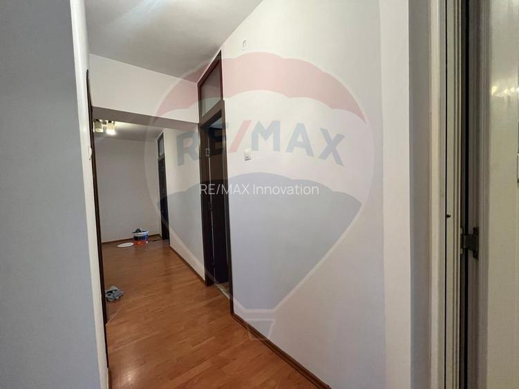 Inchiriere apartament decomandat  2 camere - 15