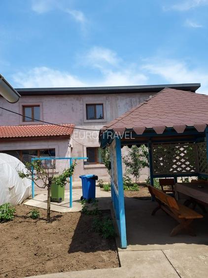 Casa de vacanta sau de locuit, Lazu, 580 mp teren, 117900 euro - 9