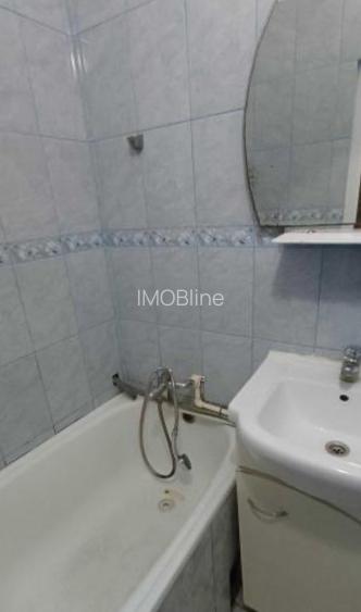 garsonieră zona Far mobilată utilată 20 mp etaj 1/4 - 5