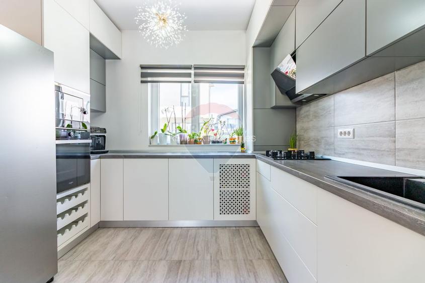 De vanzare Casă / Vilă cu 4 camere in Tunari - 2