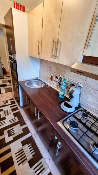 Apartament 2 cam, zona centrala Podu Ros - 4