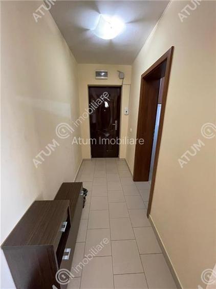 Apartament 2 camere balcon si loc parcare in Selimbar - 11