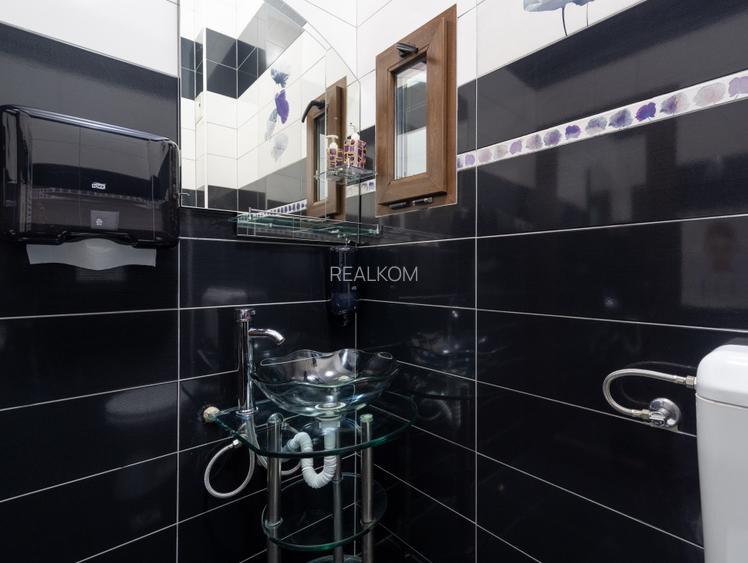 VANZARE VILA POLONA – STR. JUSTINIAN/Clinica Stomatologica/COMISION 0% - 15