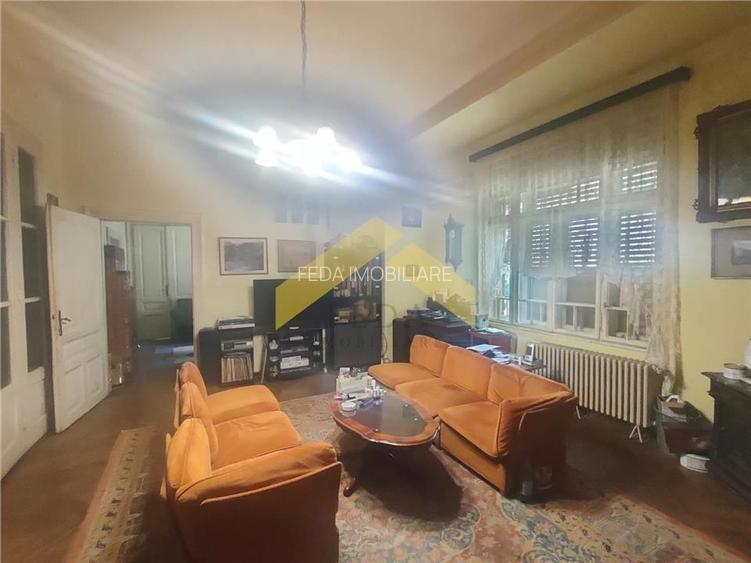Casa 5 camere de vanzare centrul Aradului - 2