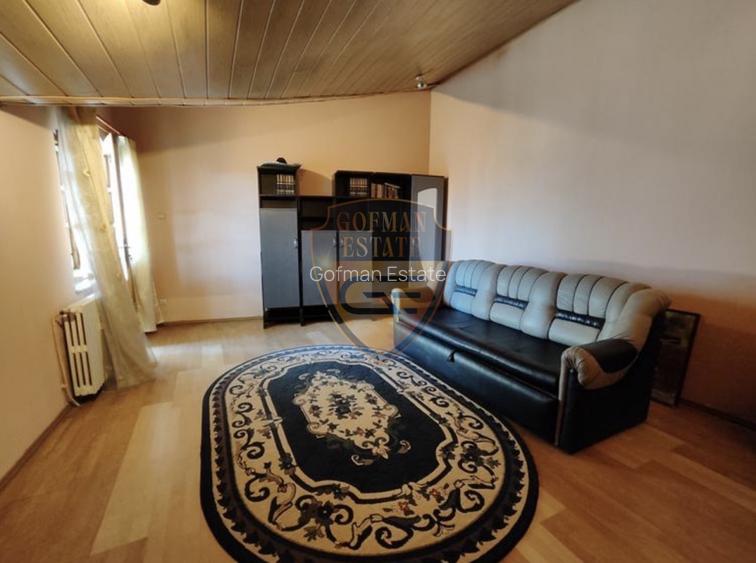 Vila KM 5, D P+1E+M 7 camere 534mp utili, 490mp teren 3 parcari 4 bai 4 balcoane - 16