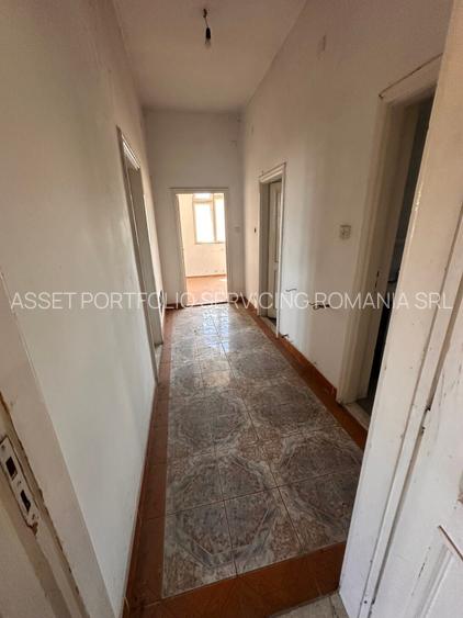 spatiu comercial - COMARNIC - 11