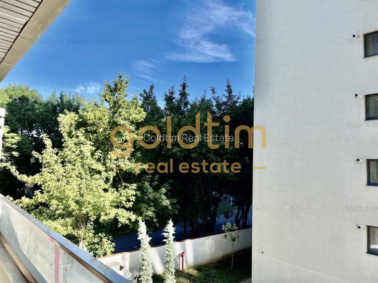 NOU/ PRIVELISTE - 19