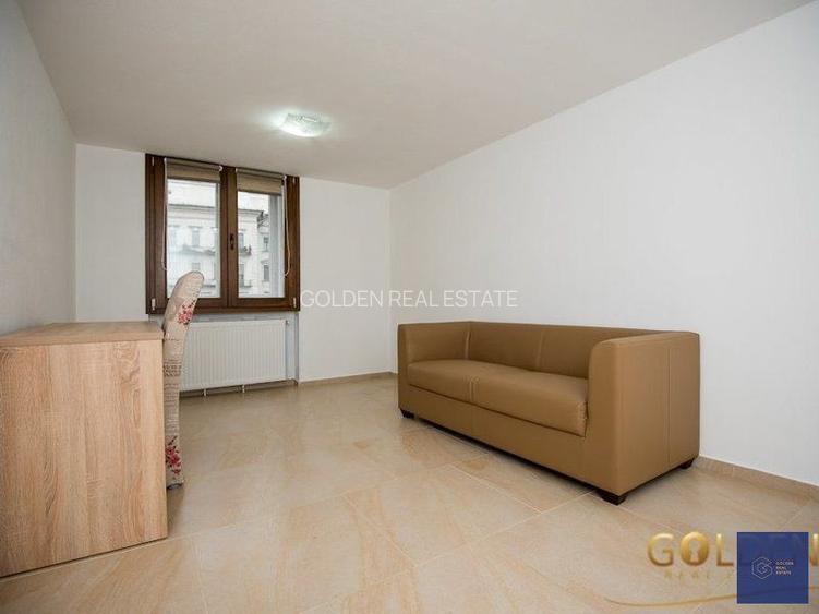 Apartament  B-dul Revolutiei, cladire perioada interbelica, comision 0% - 7