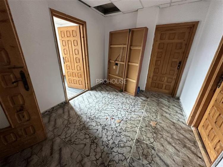 Buhusi - cladire P+1E - cabinete medicale/birouri/productie - 7