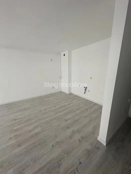 Apartament cu 2 camere, 45 mp, balcon, zona Eroilor - 3