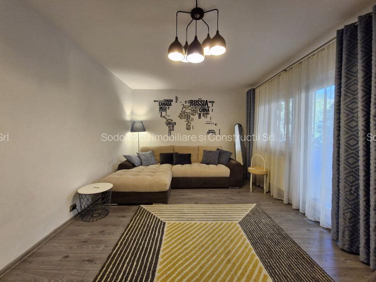 Apartament 3 camere  renovat in zona Lipovei - 3
