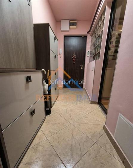 Vanzare apartament 3 camere zona Calea Giulesti - 2