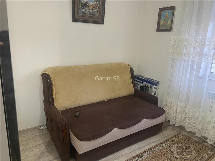 Apartament 2 camere , cartier Sud, et 1 4, decomandat, mobilat si utilat - 12