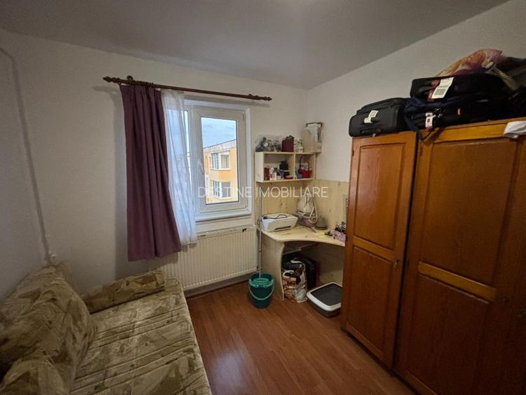 Apartament 2 camere, cu balcon, beci si loc de parcare, situat in zona Noua  - 5