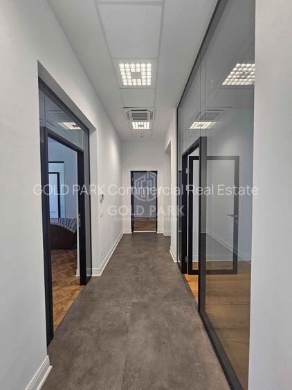 Cladire de Birouri - Zona Centrala - Terase / Locuri de Parcare - 88