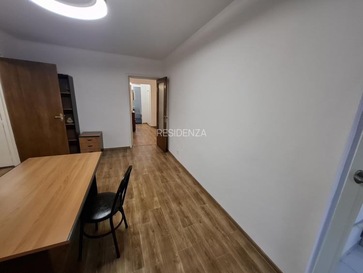 Birou 4 camere Piata Sudului ,2 bai ,10 min metrou , AC , lumini LED - 12