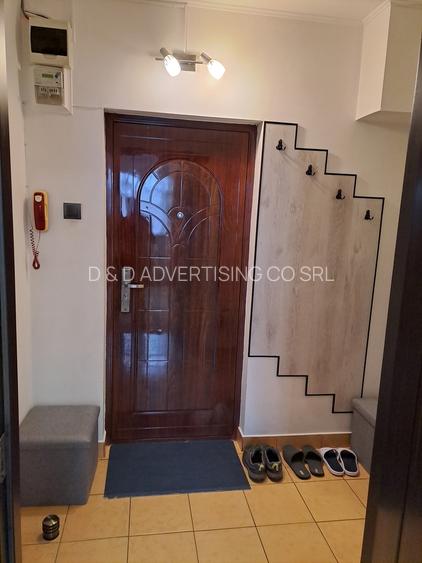 Garsoniera - Titan - 5 min. METROU - 35 mp - BLOC ANVELOPAT - 8