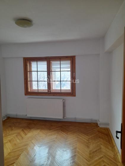 Apartament spatios 2 camere - zona BCR - etaj 3/3 - 66 mp - orientat Est si Vest - 7