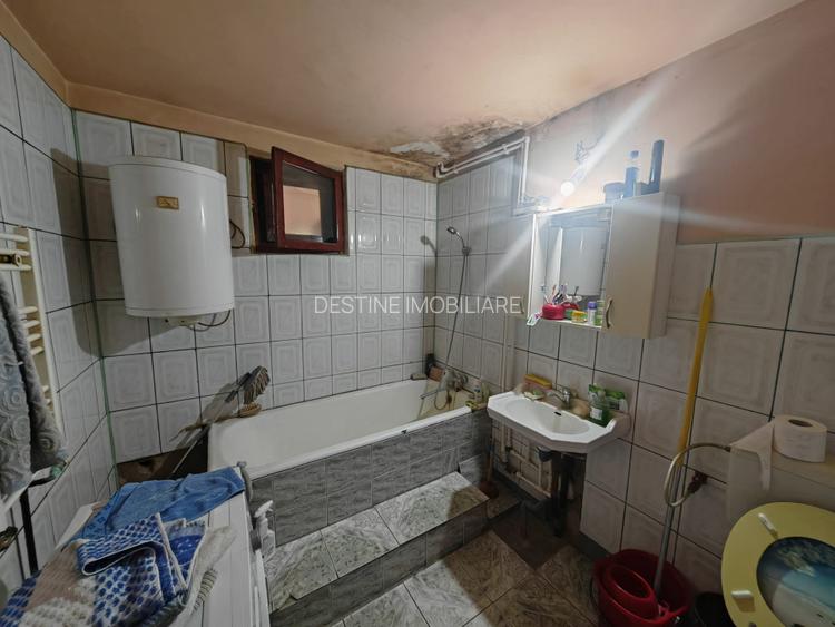 Constructie S+P+1E+M si teren 2000 mp, I.L. Caragiale, Dambovita - 9