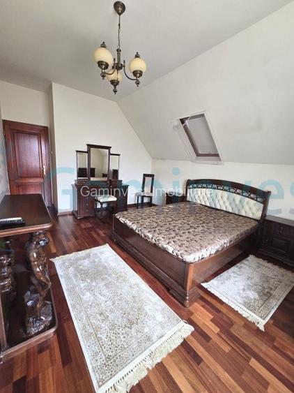 Casa cu 6 camere,singur in curte si dublu front stradal,zona Cantemir,Oradea - 16