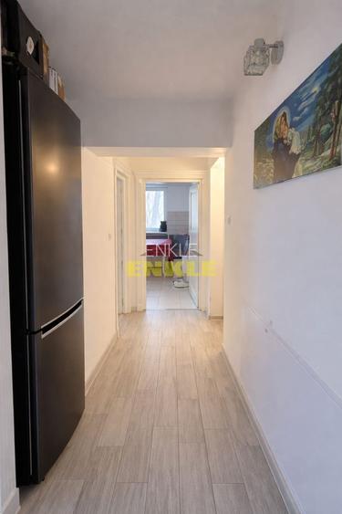 Apartament 4 camere DECOMANDAT – Ultracentral, Bd. Mihai Eminescu - 9
