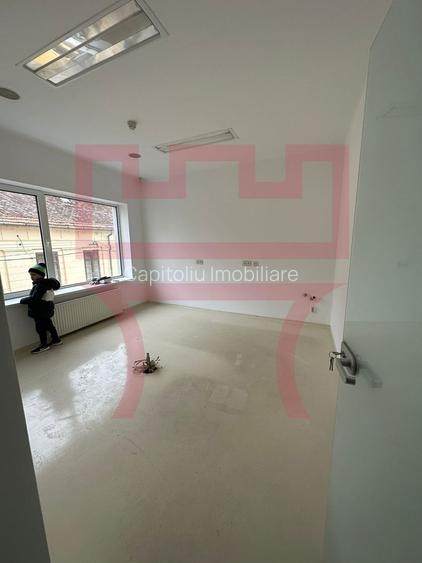 Spatiu 1200mp lift propriu functiuni mixte medical birouri invatamant - 9