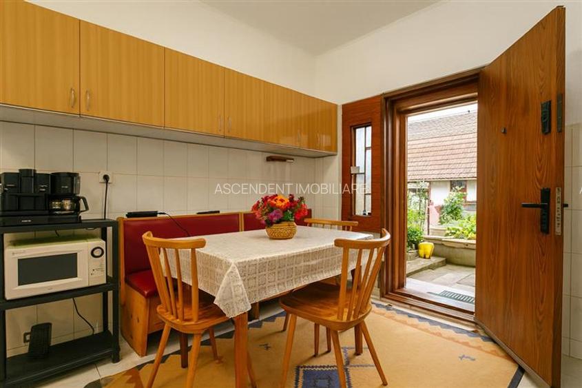 3D! Casa autentica,5.025 mp teren,in spectacolul montan al Cetatii Medievale Bra - 5