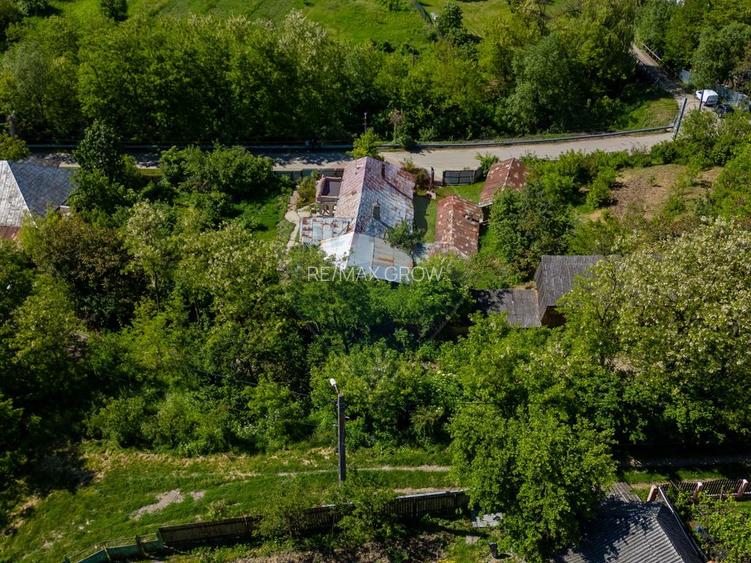 Casă taraneasca de vanzare- PARAVA-BACAU - 7