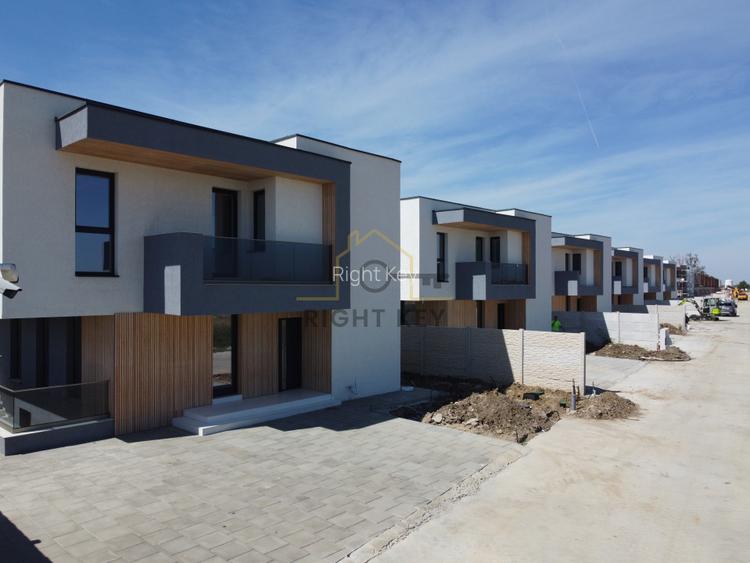 Vila moderna, 140mpu, 400mpt, panouri, utilitati! Comision 0% - 3