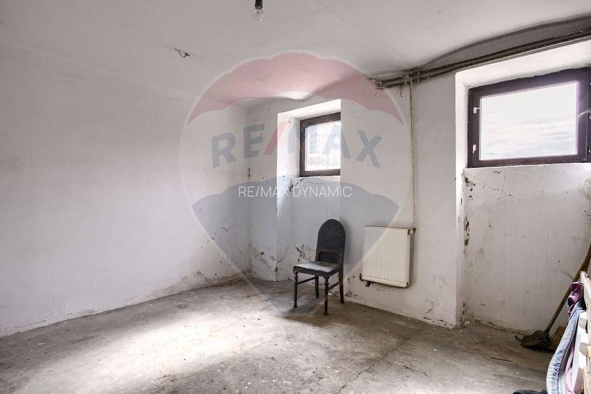 Apartament cu 4 camere 221 mp utili la curte Piata Catedralei,Arad - 18
