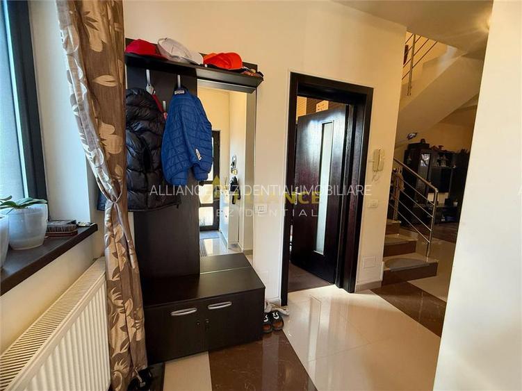 Duplex Mobilat / 4 Camere / 2 Bai / Teren 200 mp - 10