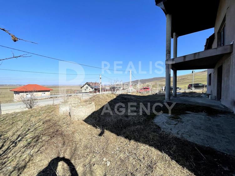 Vilă de vânzare, 253 mp util, teren 1000 mp, Rediu Mitropoliei - 14