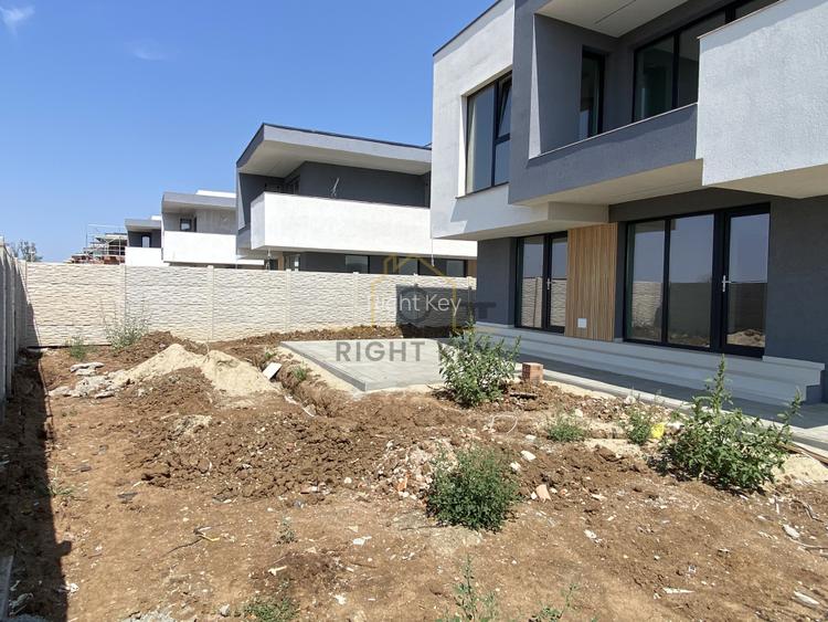 Vila moderna, 140mpu, 400mpt, panouri, baterii, utilitati! Comision 0% - 4