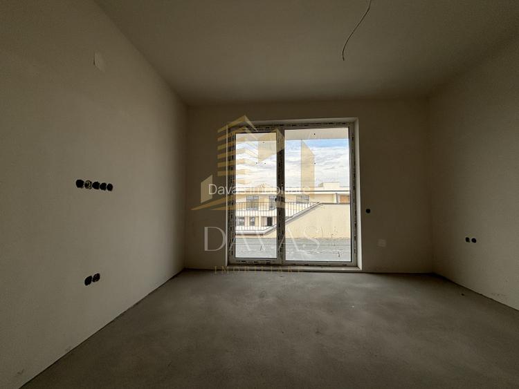 Penthouse de 3 camere semidecomandat | Florești - 12