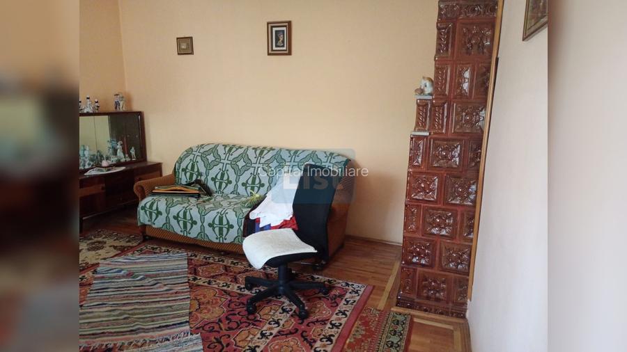 CASĂ + TEREN 565 MP – STRADA MOVILEI - 12