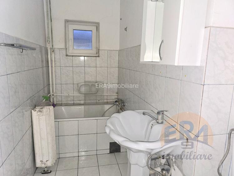 Apartament 3 camere | Etaj 2 | Zona Velenta - str. Razboieni - 8