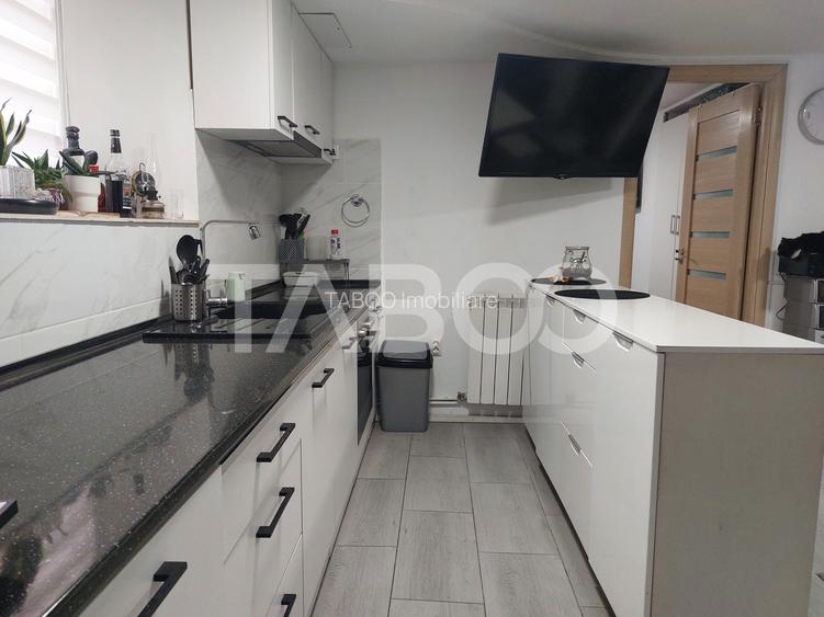 Apartament renovat complet 47 mp 3 camere str Tesatorilor Cisnadie - 10