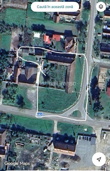 Casa mare 600mp utili pe teren de 1800mp - 3