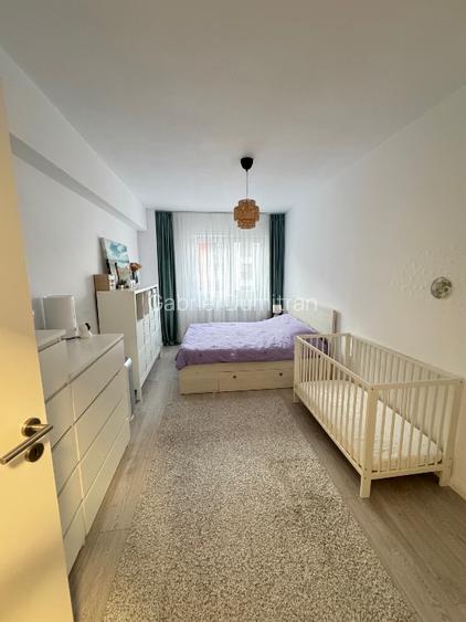 Proprietar - ap 2 camere decomandat - 9